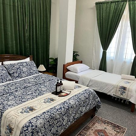 La Wood Homestay Near Kuala Besut Jetty Bagian luar foto